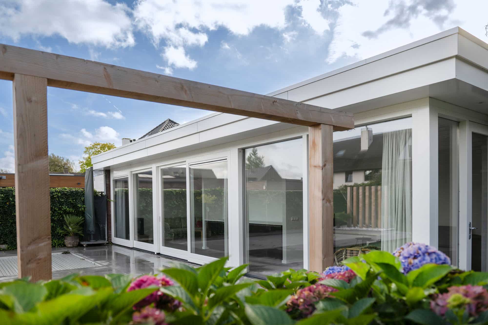 tuinhuis met pui